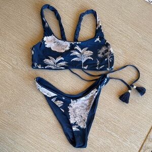 Cheeky high cut bikini